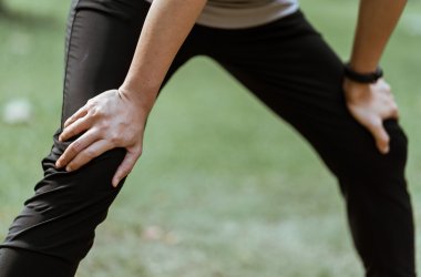 How to Prevent Inner Knee Pain When Squatting